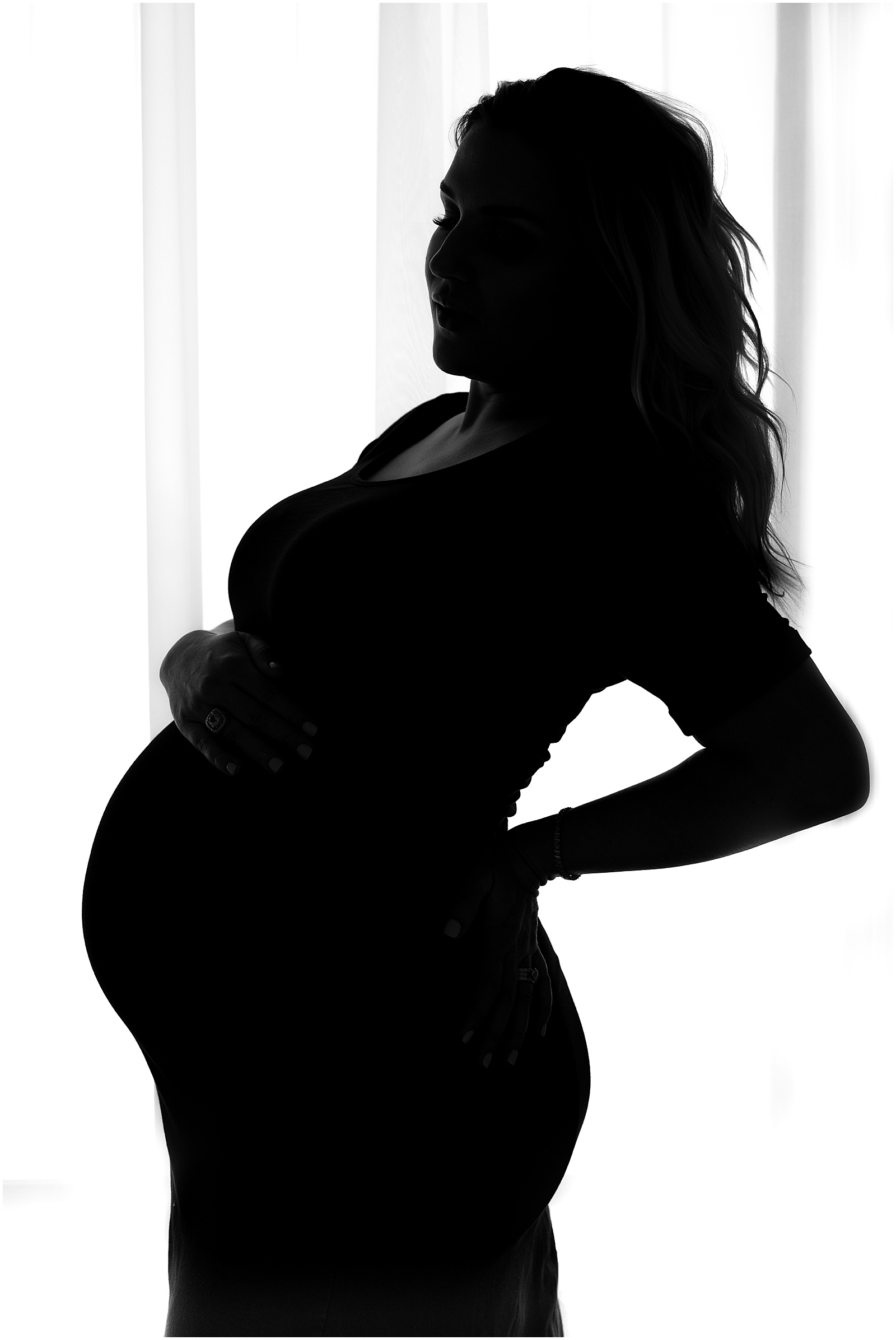 maternity silhouette portait
